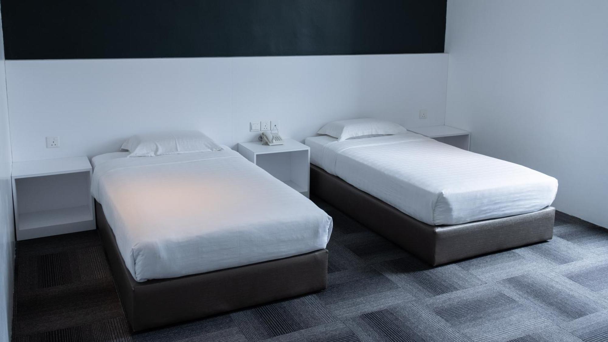 Beverly Hotel Тайпинг Екстериор снимка