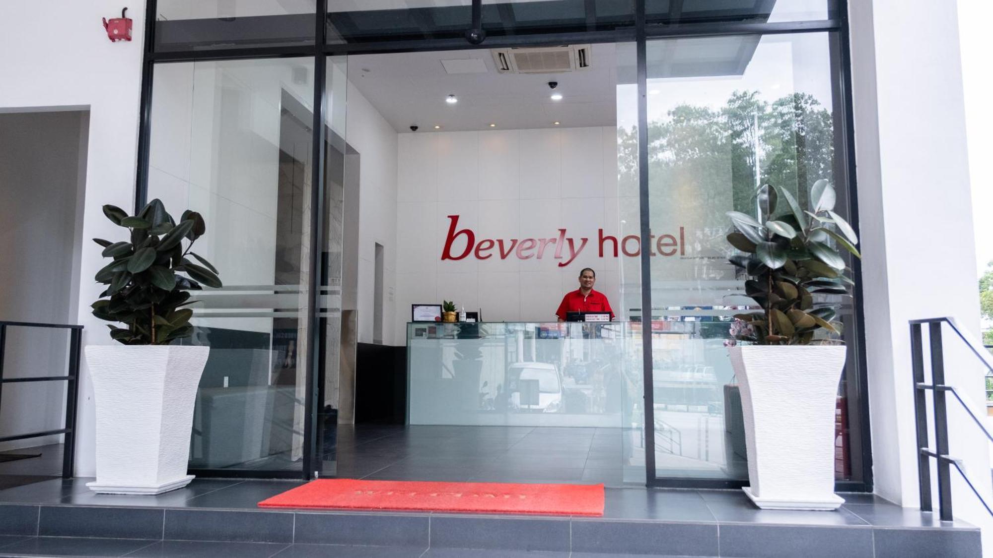 Beverly Hotel Тайпинг Екстериор снимка