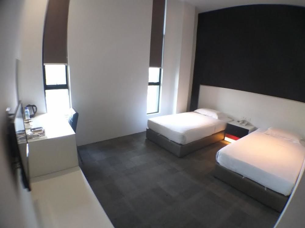 Beverly Hotel Тайпинг Екстериор снимка